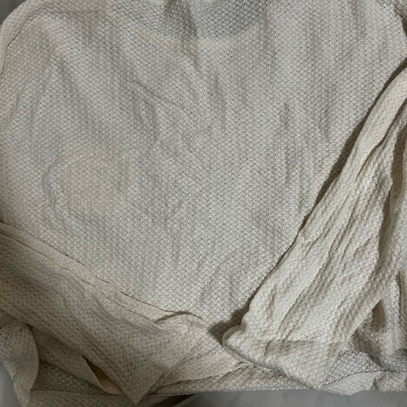 Old navy cream waffle crop long sleeve - Picture 2 of 6